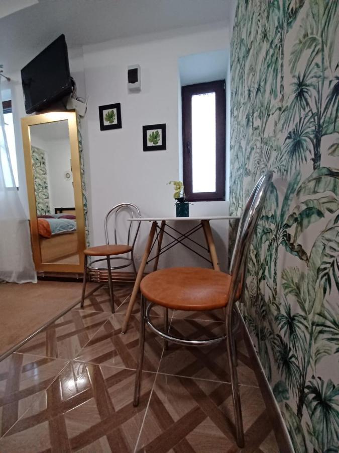 דירות בראשוב Studio Republicii מראה חיצוני תמונה